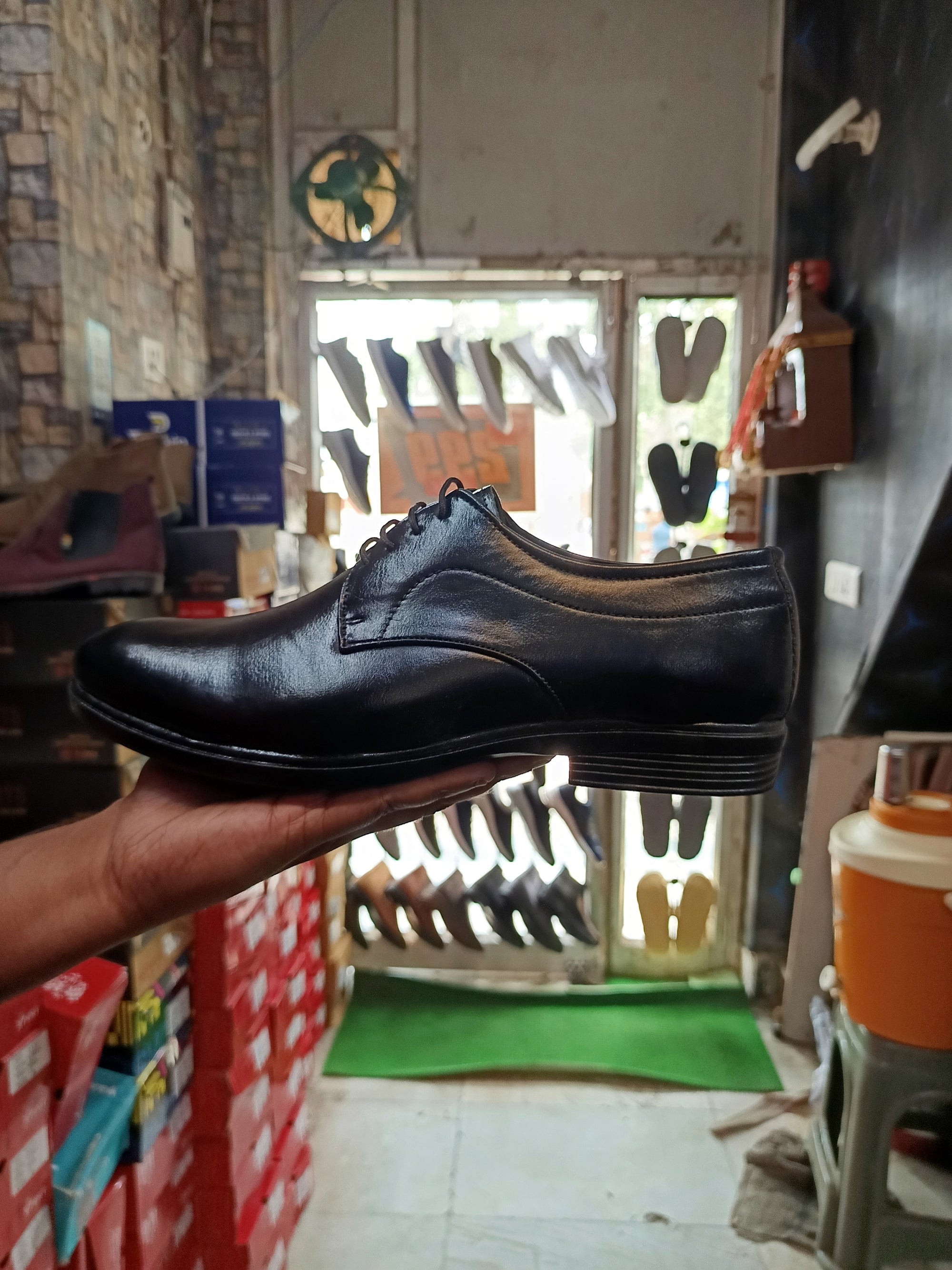 Men's Black Leather Dress Shoes - Classic Formal & Business Footwear