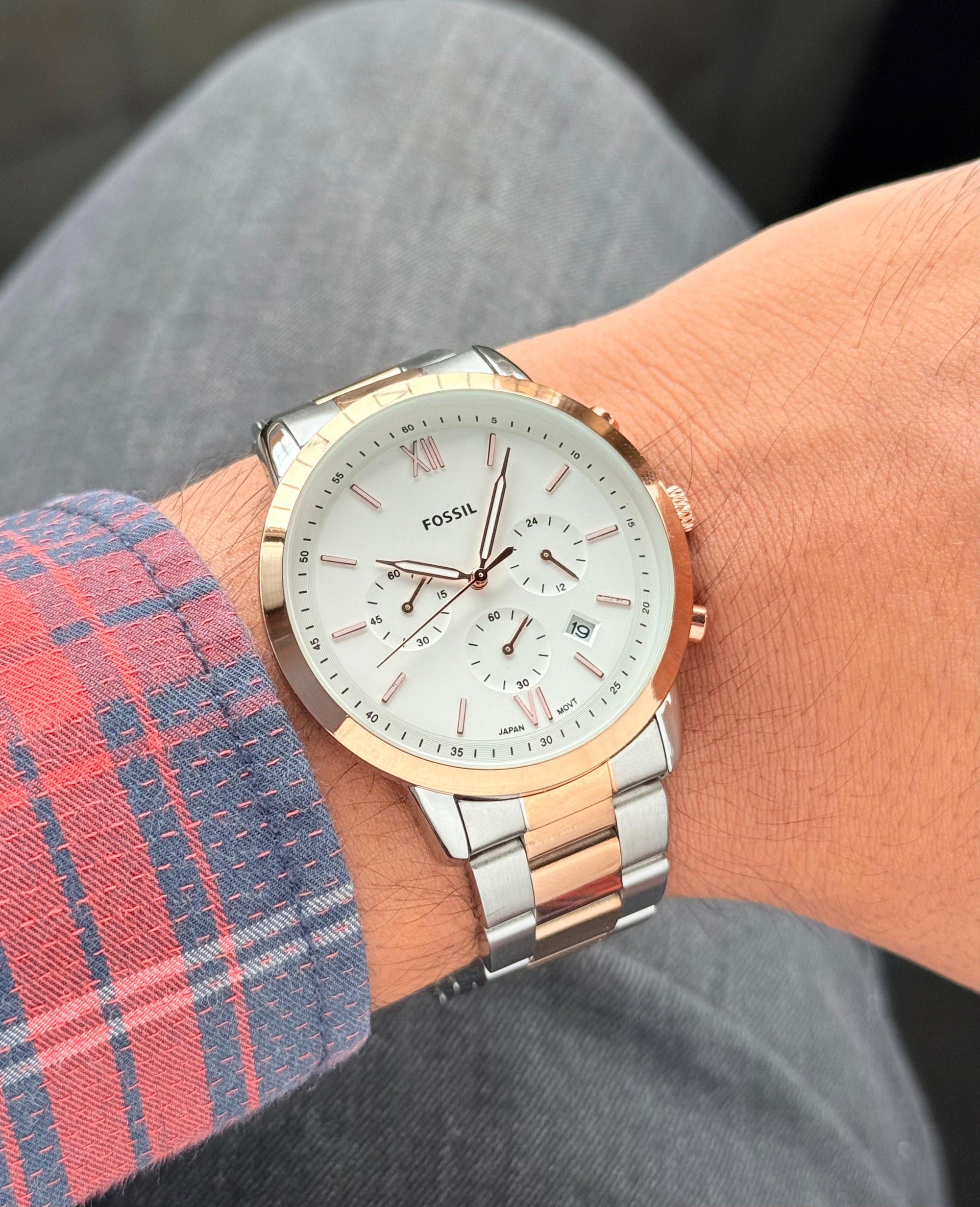 Fossil Men’s Chronograph Watch – Rose Gold & Silver Strap