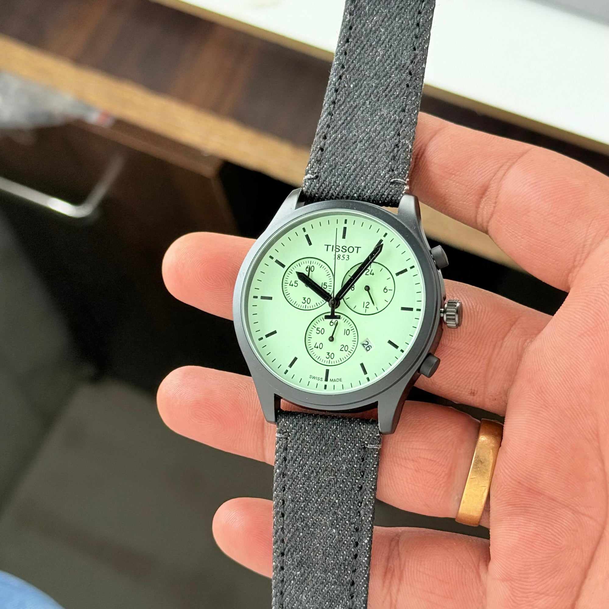 Classic Chronograph Round Watch T Sports