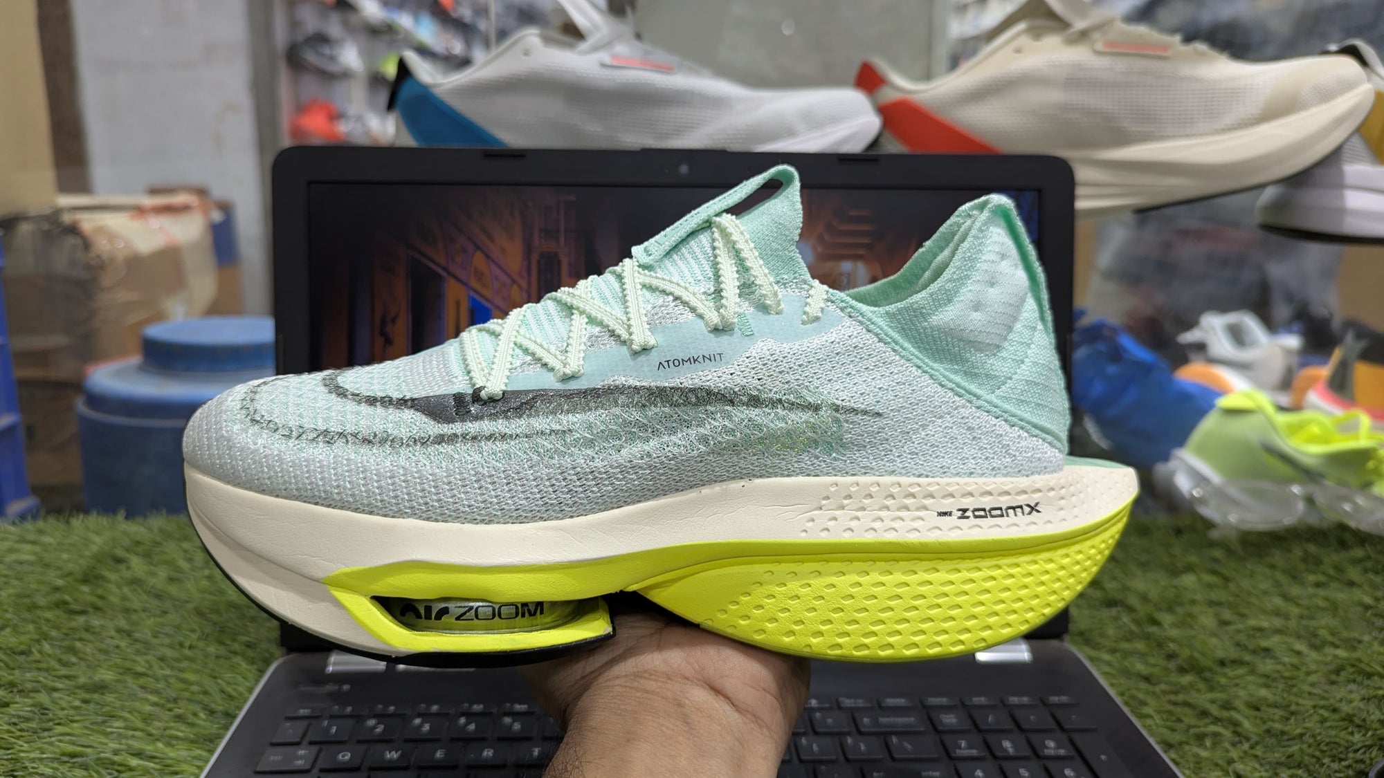 Premium quality Vaporfly 2 shoes| Best Marathon Running Shoes | Atomknit Technology